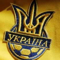 Сборная Украины по футболу на равных сыграла с испанцами