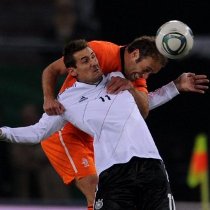 Германия и Голландия огласили список игроков на Евро-2012
