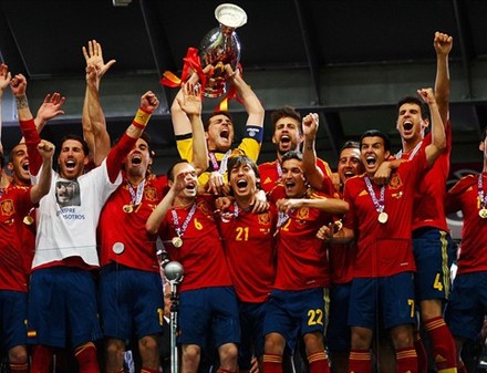 Названа символическая сборная Евро-2012