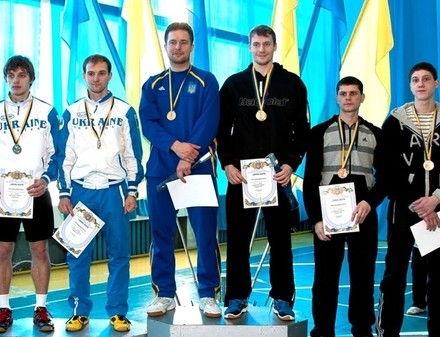 Харьковчане стали победителями Всеукраинского турнира по бадминтону