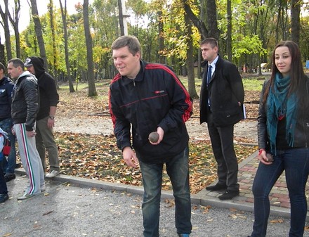 Как харьковские журналисты в петанк играли (ФОТО)