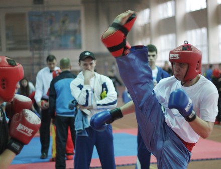 Кикбоксеры Харькова поспорили за путевку в Бахчисарай