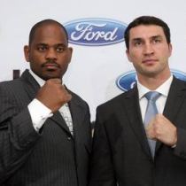 Владимира Кличко обязали защитить пояс IBF до марта