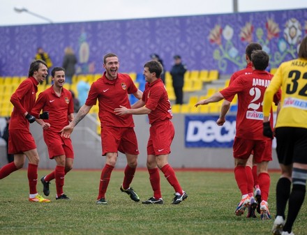 Гелиос начинает сезон с домашней победы
