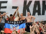 Фаны сербского клуба в Москве вывесили флаг ДНР