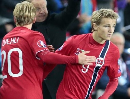 Норвежец сыграл за сборную в 15 лет!