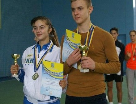 Харьковские бадминтонисты победили на чемпионате Украины