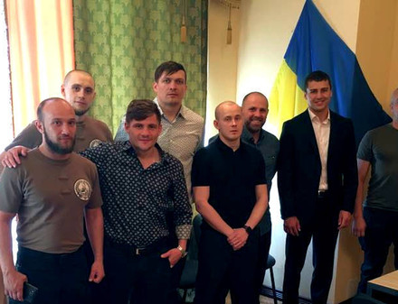 В кабинете губернатора Харьковщины побывали люди с крепкими кулаками