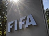 В ФИФА призвали остановить весь футбол в мире до сентября